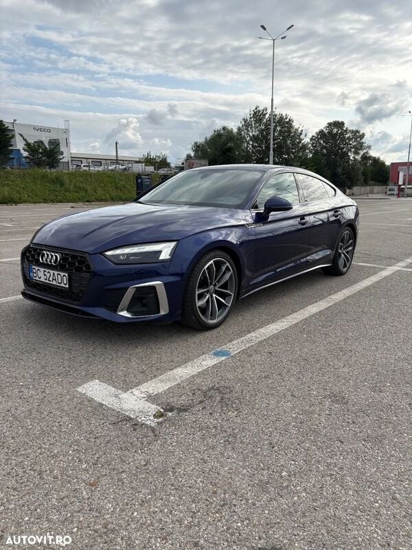 Albastru Utilizat 2020 Audi A5 Sportback S-Line Berlinǎ | 31.900 EUR (Puțin scump) - Imagine 1/4