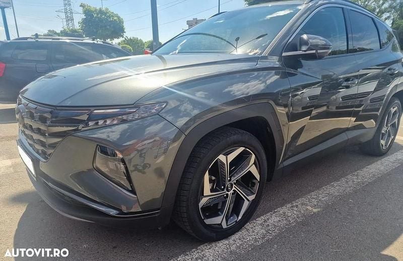 Gri Utilizat 2023 Hyundai Tucson Premium SUV | 31.500 EUR (Preț OK) - Imagine 1/4