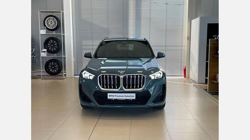 Second-hand BMW X1 Comfort Edition 150 CP (110 kW) 2025 Verde cape york metalizat metalizat SUV