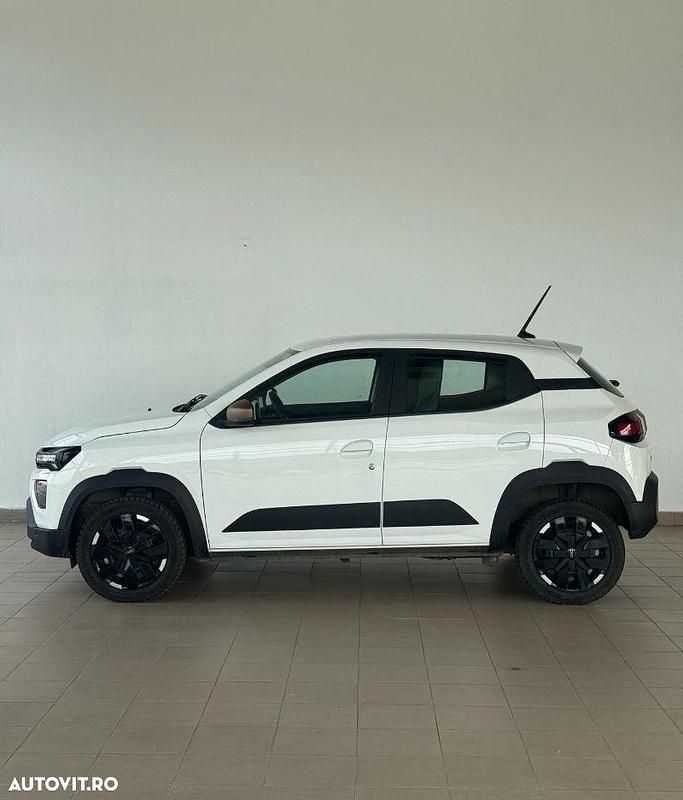 Second-hand Dacia Spring 47 kW (65 CP) 2024 Culoarealb Hatchback