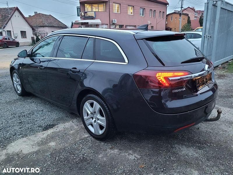 Second-hand Opel Insignia Innovation 136 CP (100 kW) 2016 Culoarenegru Break