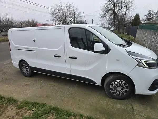 Alb Second-hand 2021 Renault Trafic Monovolum | 17.000 EUR (Preț OK) - Imagine 1/4
