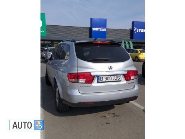 Argintiu Utilizat 2009 Ssangyong Kyron SUV | 6.000 EUR - Imagine 1/3