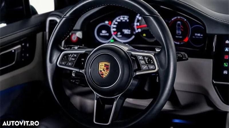 Second-hand Porsche Cayenne S 440 CP (323 kW) 2022 Culoarealbastru SUV
