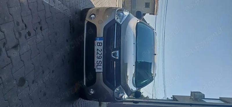 Maro Utilizat 2020 Dacia Lodgy Monovolum | 11.500 EUR (Puțin scump) - Imagine 1/4