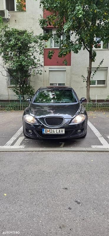 Negru Utilizat 2007 Seat Leon Hatchback | 2.600 EUR (Preț OK) - Imagine 1/4