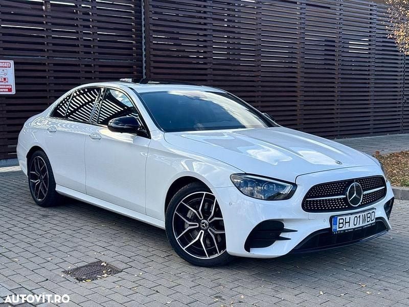 Culoarealb Utilizat 2021 Mercedes E400 AMG line Berlinǎ | 43.999 EUR - Imagine 1/4
