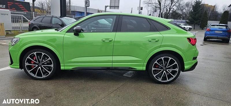 Second-hand Audi RS Q3 Design 400 CP (294 kW) 2023 Culoareverde SUV