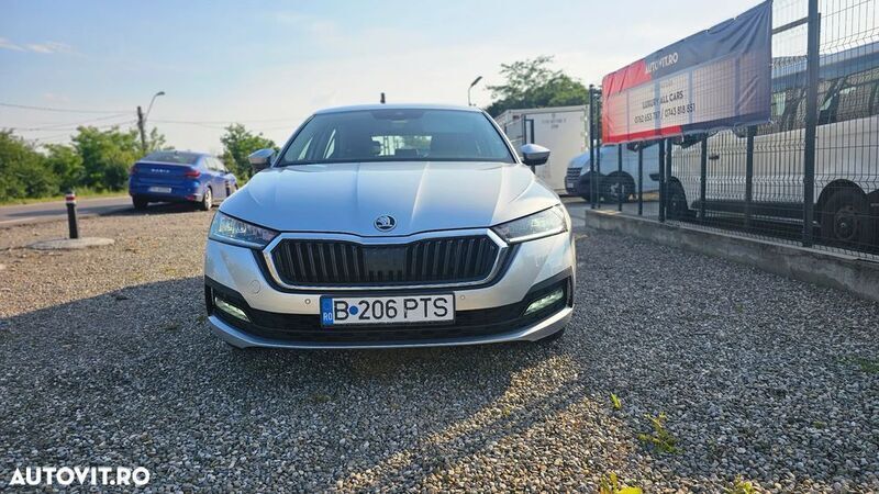 Argint Utilizat 2022 Skoda Octavia Berlinǎ | 14.999 EUR (Preț OK) - Imagine 1/4