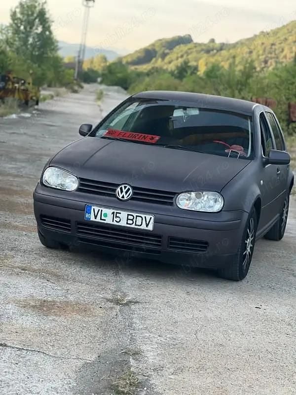 Utilizat 2002 VW Golf IV Hatchback | 1.100 EUR (Preț bun) - Imagine 1/4