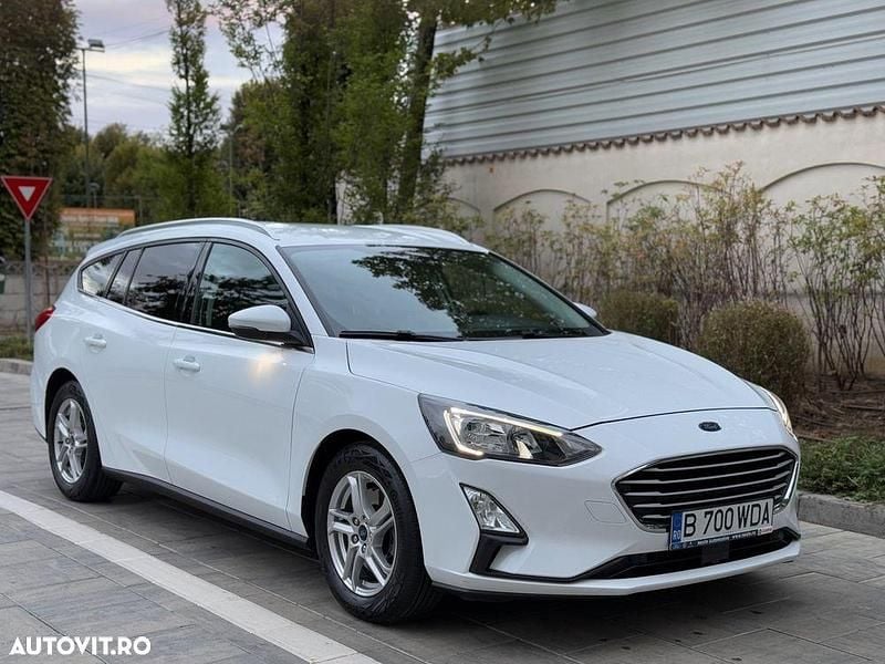 Culoarealb Utilizat 2020 Ford Focus Titanium Break | 9.200 EUR (Preț bun) - Imagine 1/4