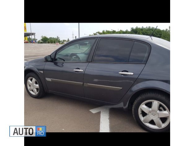 Negru Utilizat 2007 Renault Mégane II | 1.850 EUR (Preț OK) - Imagine 1/4