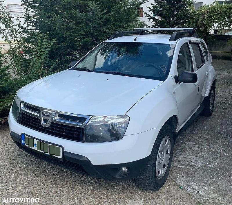 Culoarealb Utilizat 2013 Dacia Duster Ambiance SUV | 25.000 EUR - Imagine 1/4