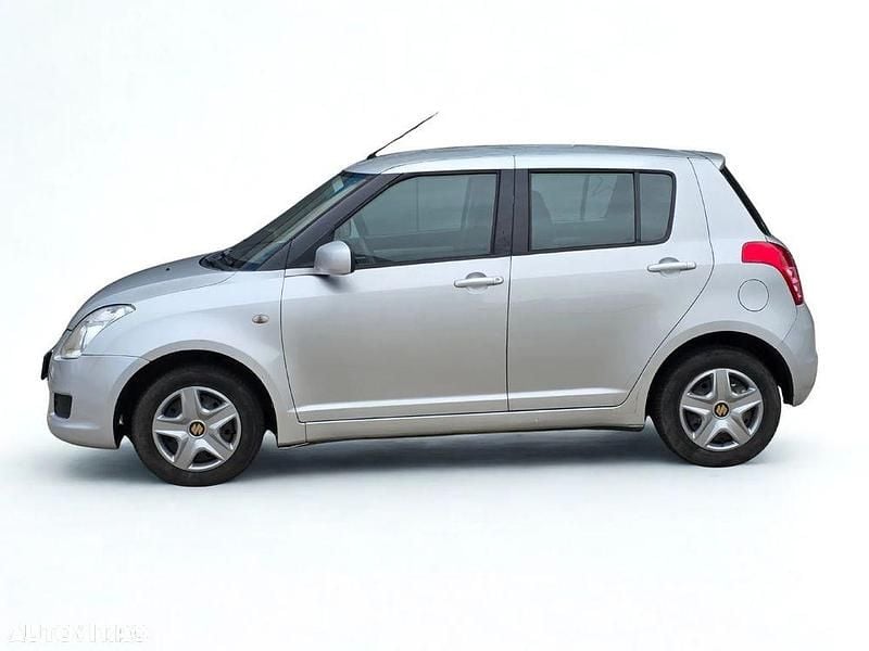 Second-hand Suzuki Swift GLX 92 CP (67 kW) 2008 Culoaregri Hatchback