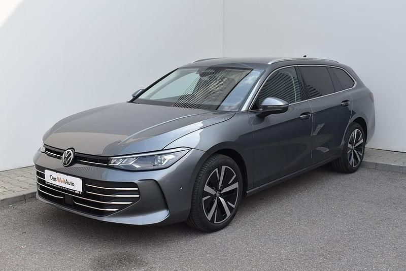 Gri mediu normal Second-hand 2025 VW Passat Business | 40.100 EUR - Imagine 1/4