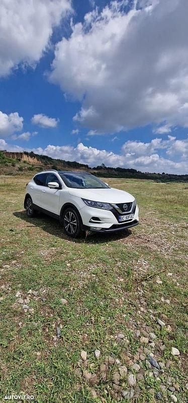 Alb Utilizat 2018 Nissan Qashqai Tekna SUV | 14.250 EUR (Preț OK) - Imagine 1/4