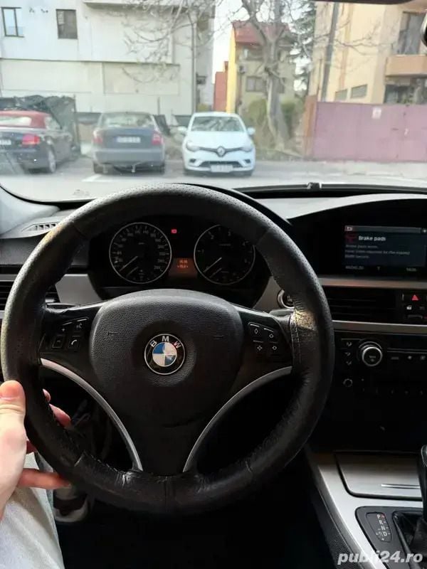 Second-hand BMW 320 163 CP (119 kW) 2007 Berlinǎ