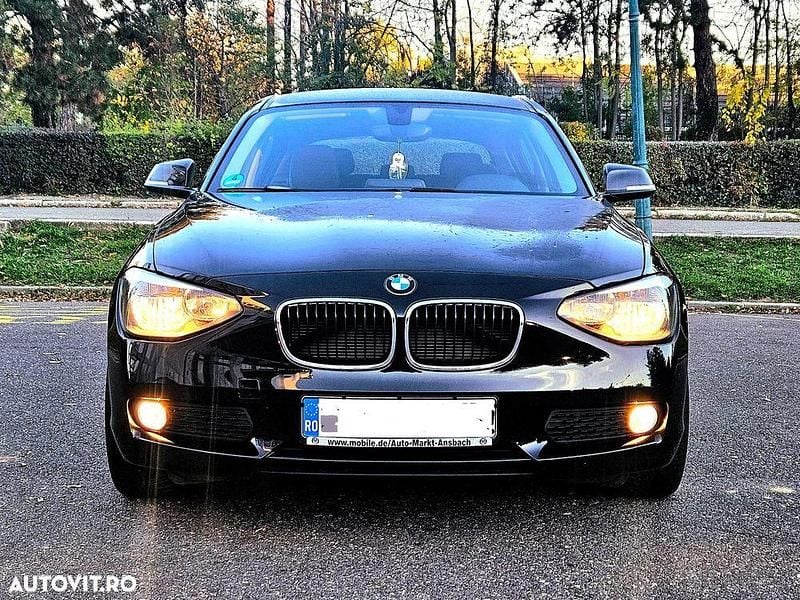 Culoarenegru Utilizat 2014 BMW 116 Sport Line Hatchback | 7.700 EUR (Puțin scump) - Imagine 1/4