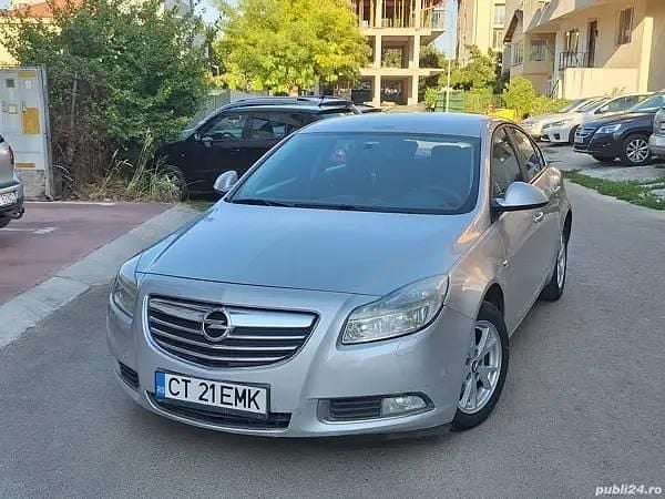 Utilizat 2010 Opel Insignia Berlinǎ | 2.200 EUR (Super Preț) - Imagine 1/4