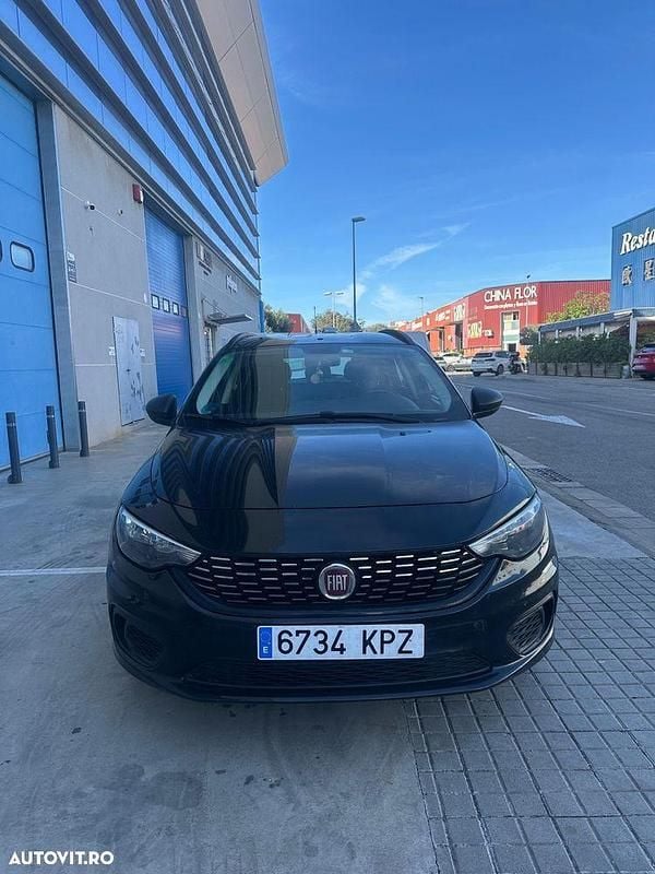 Culoarenegru Utilizat 2018 Fiat Tipo Easy Break | 4.150 EUR - Imagine 1/4