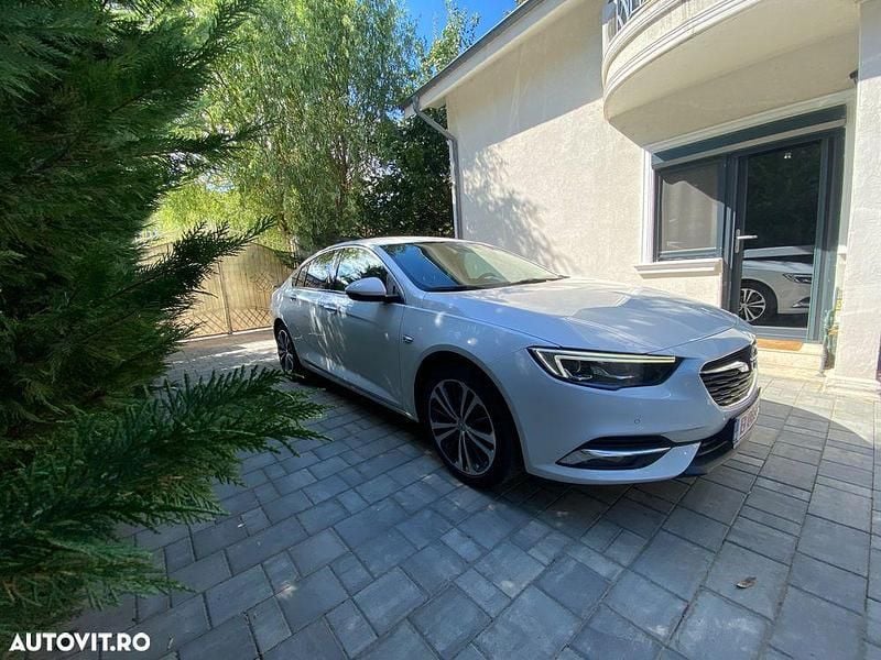 Culoarealb Utilizat 2020 Opel Insignia Country Tourer Business Edition Berlinǎ | 12.000 EUR - Imagine 1/4