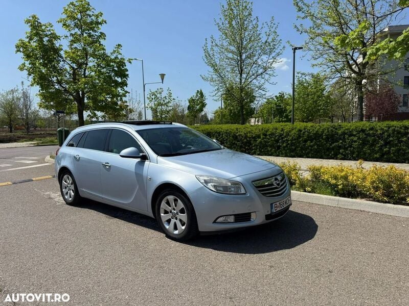 Alte culori Utilizat 2011 Opel Insignia Break | 5.500 EUR (Scump) - Imagine 1/4