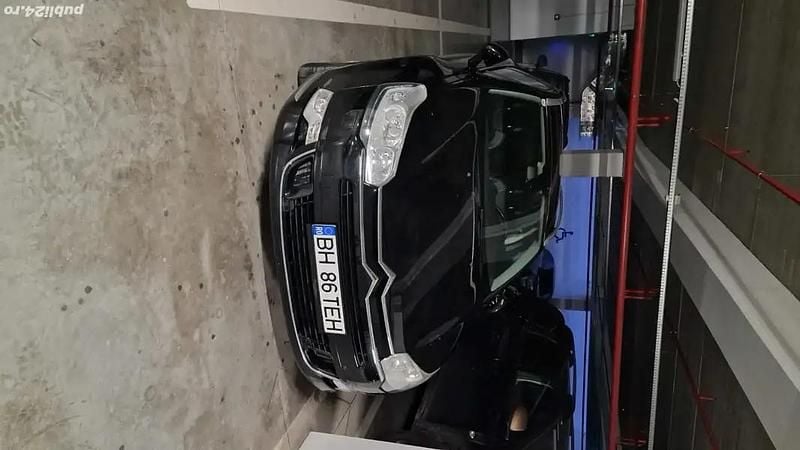 Utilizat 2010 Citroën C5 Exclusive Break | 5.500 EUR (Scump) - Imagine 1/4