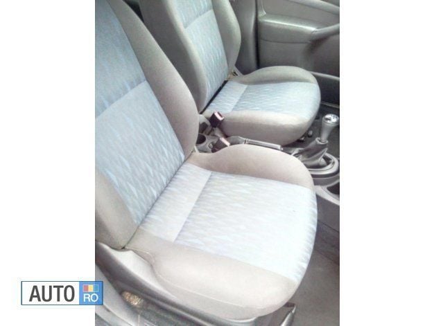 Second-hand Ford Focus 120 CP (88 kW) 2003 Negru Break