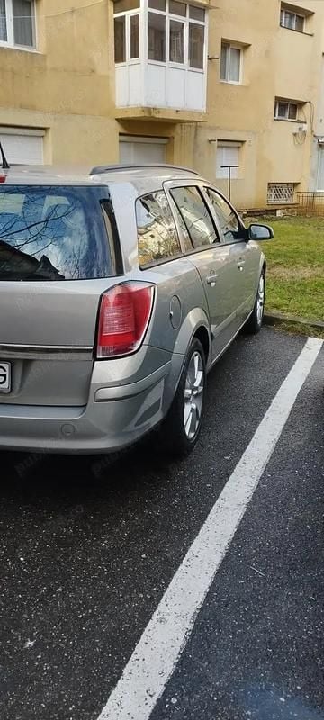 Second-hand Opel Astra 140 CP (102 kW) 2006 Gri Break