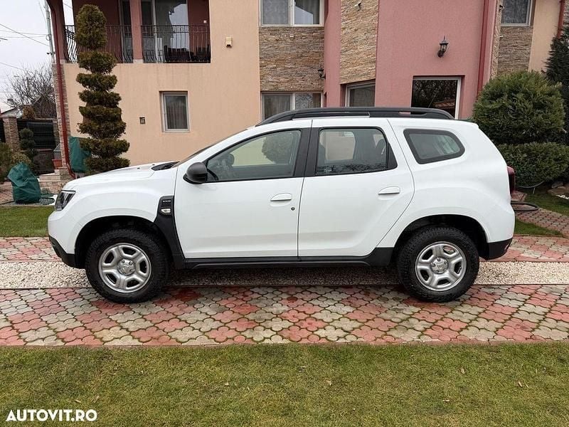 Second-hand Dacia Duster 115 CP (84 kW) 2019 Culoarealb SUV