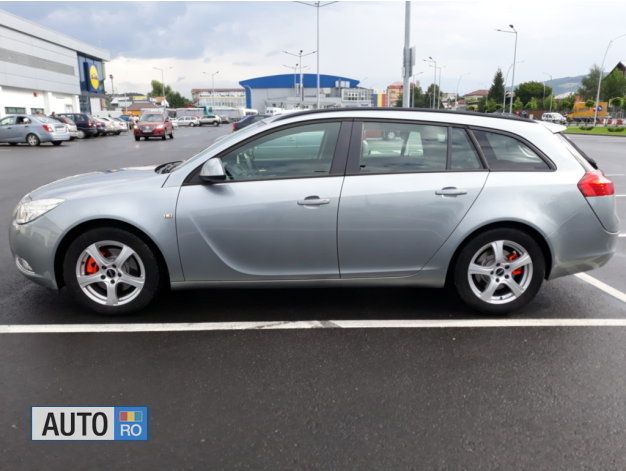 Second-hand Opel Insignia 131 CP (96 kW) 2011 Gri Break