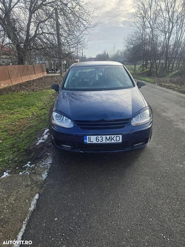 Culoarealbastru Utilizat 2005 VW Golf IV Comfortline Hatchback | 2.950 EUR (Puțin scump) - Imagine 1/4