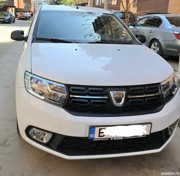 Second-hand Dacia Sandero 75 CP (55 kW) 2017 Alb Hatchback
