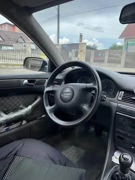 Utilizat 2003 Audi A6 Berlinǎ | 950 EUR (Super Preț) - Imagine 1/4