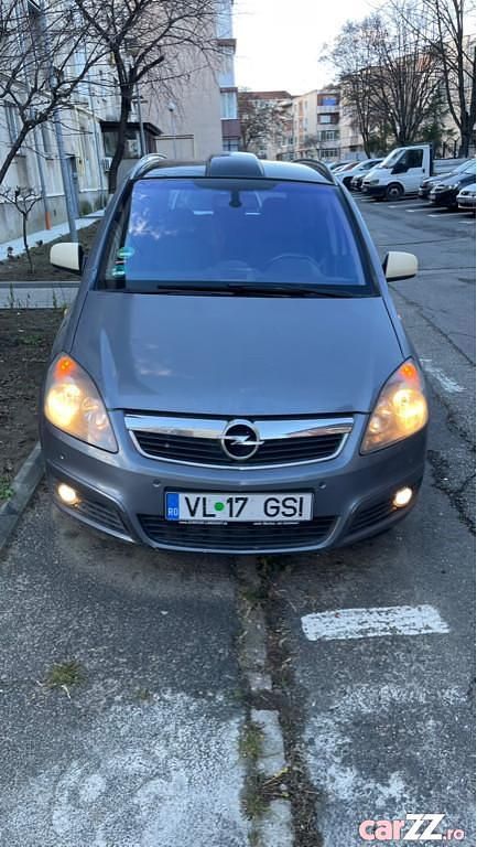 Gri Utilizat 2006 Opel Zafira Monovolum | 3.000 EUR (Preț OK) - Imagine 1/4