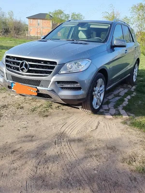 Utilizat 2012 Mercedes ML250 SUV | 13.900 EUR (Preț OK) - Imagine 1/4