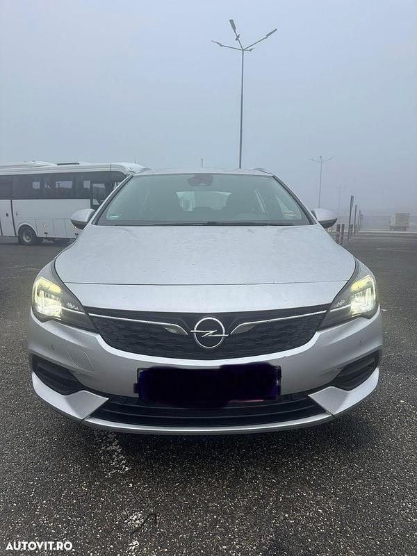 Second-hand Opel Astra Elegance 105 CP (77 kW) 2020 Culoareargint Break