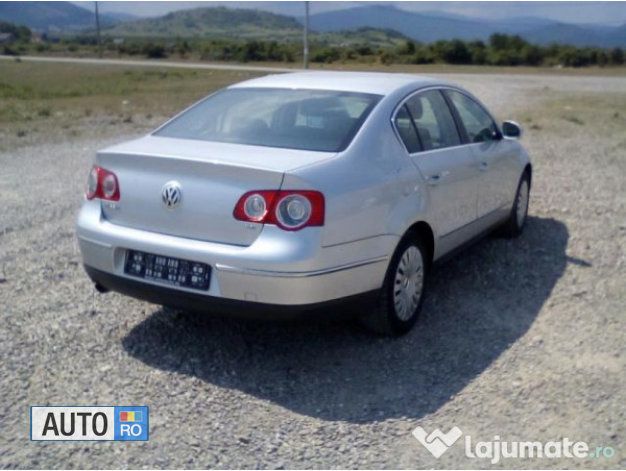 Gri Utilizat 2006 VW Passat Berlinǎ | 4.500 EUR (Scump) - Imagine 1/3
