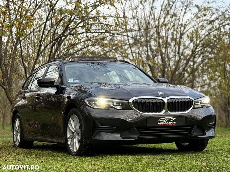 Culoarenegru Utilizat 2021 BMW 320 Break | 18.050 EUR (Super Preț) - Imagine 1/4