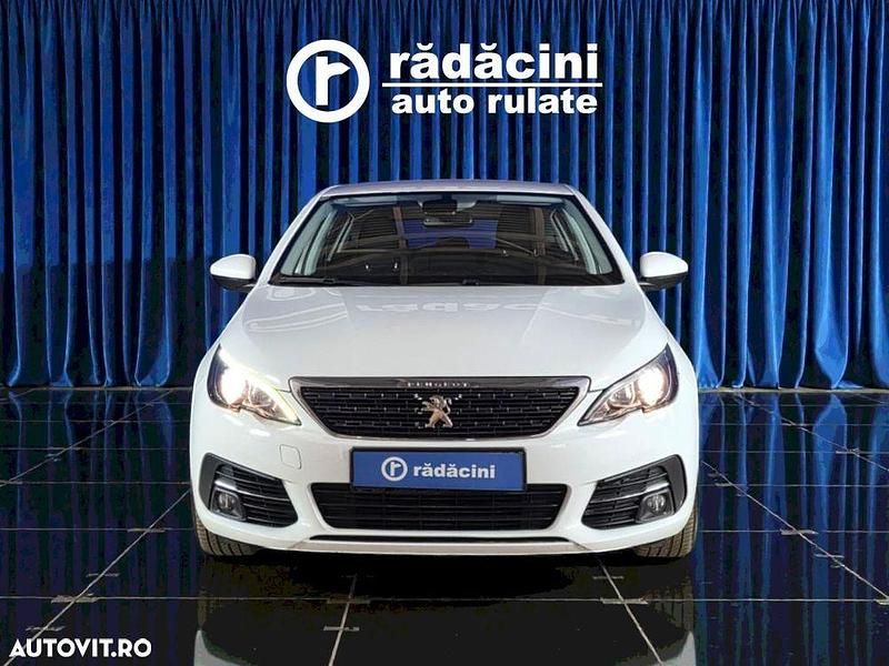 Second-hand Peugeot 308 130 CP (95 kW) 2020 Culoarealb Hatchback