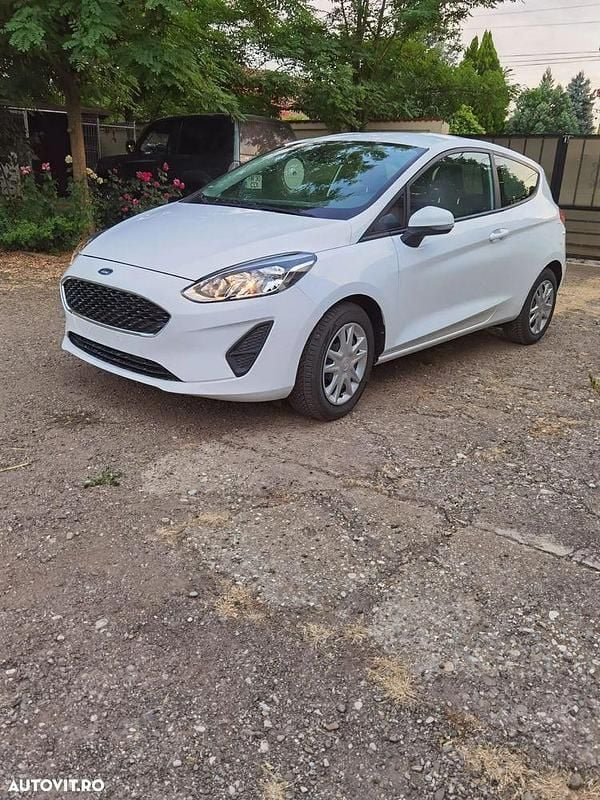 Alb Utilizat 2018 Ford Fiesta Trend Hatchback | 6.300 EUR (Preț bun) - Imagine 1/4