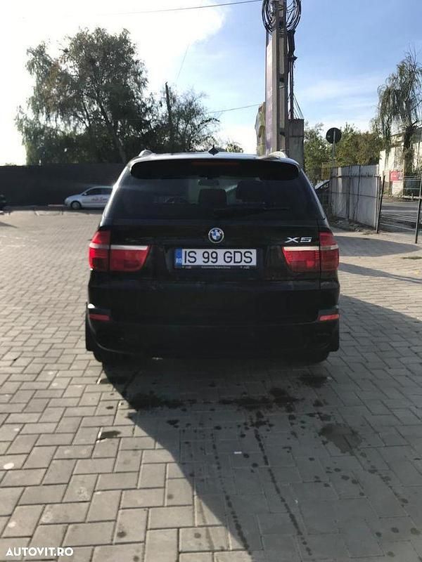 Negru Utilizat 2009 BMW X5 SUV | 8.299 EUR (Preț bun) - Imagine 1/4