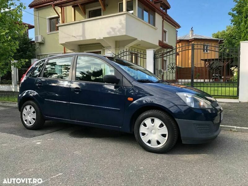 Second-hand Ford Fiesta 75 CP (55 kW) 2009 Albastru Hatchback