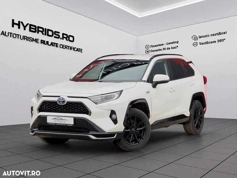 Second-hand Toyota RAV4 Hybrid Style 306 CP (225 kW) 2021 Culoarealb SUV