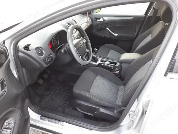 Second-hand Ford Mondeo Titanium 120 CP (88 kW) 2014 Berlinǎ