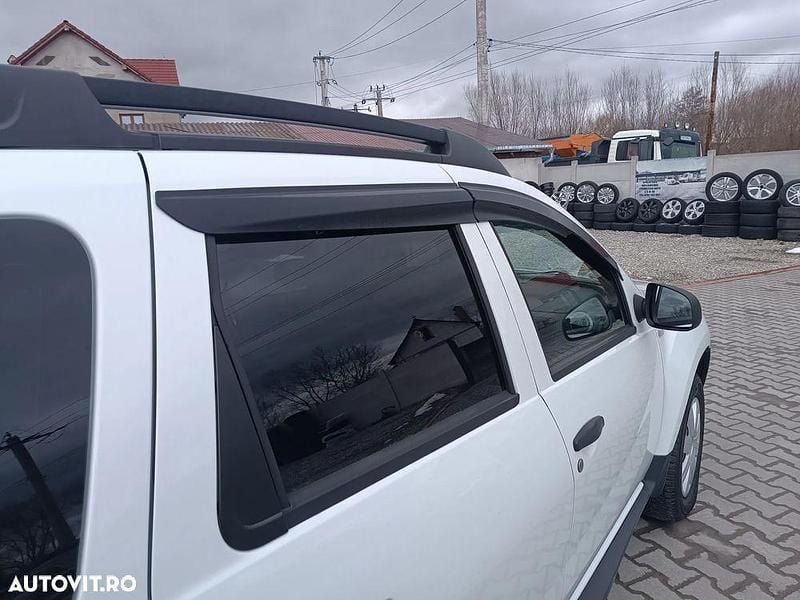 Second-hand Dacia Duster Lauréate 105 CP (77 kW) 2013 Culoarealb SUV