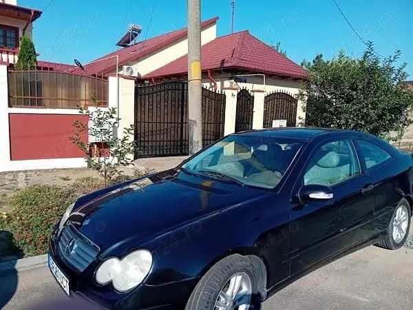 Utilizat 2002 Mercedes C180 Coupe | 700 EUR - Imagine 1/4