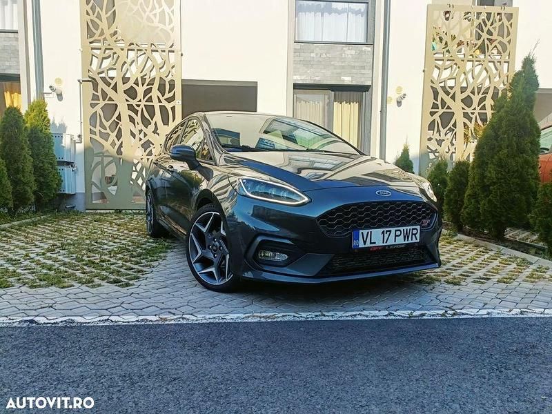 Culoaregri Utilizat 2021 Ford Fiesta ST Hatchback | 13.000 EUR - Imagine 1/4