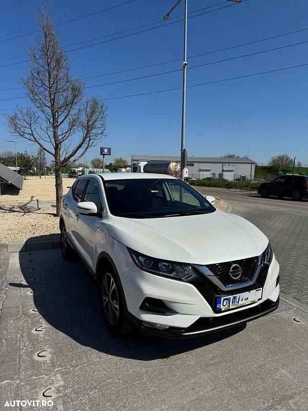Culoarealb Utilizat 2020 Nissan Qashqai N-Connecta SUV | 15.900 EUR (Preț bun) - Imagine 1/4