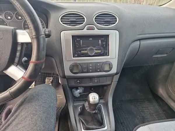 Second-hand Ford Focus 101 CP (74 kW) 2007 Gri Hatchback